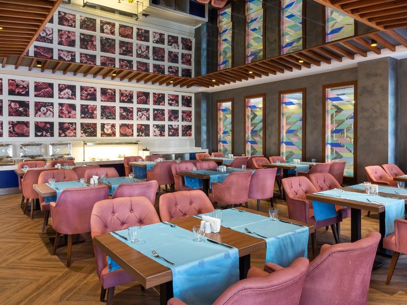 Sherwood Suites Resort 25