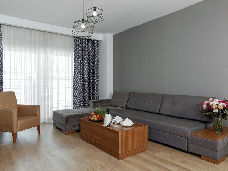 Sherwood Suites Resort 39