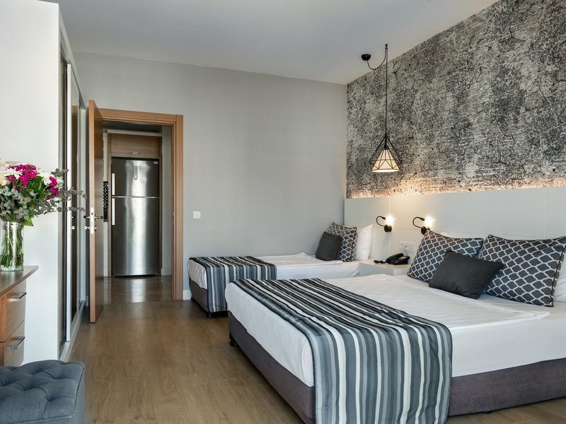 Sherwood Suites Resort 42