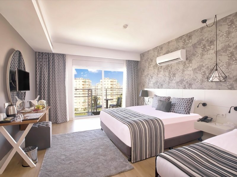 Sherwood Suites Resort 45