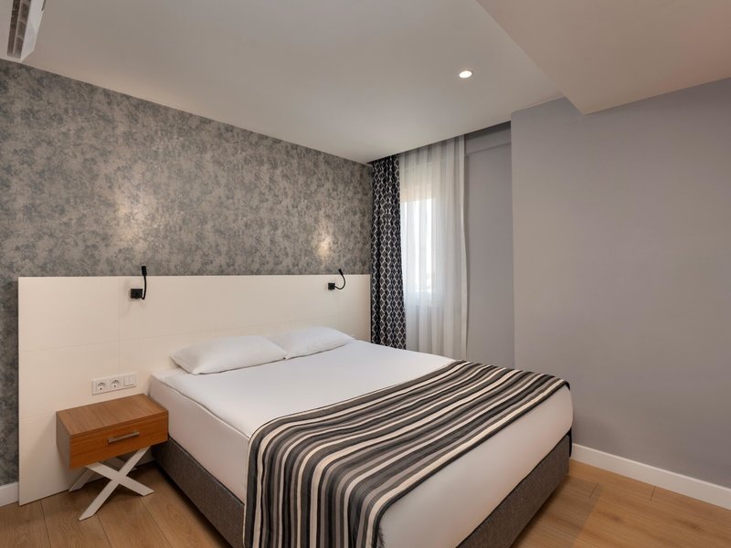 Sherwood Suites Resort 47