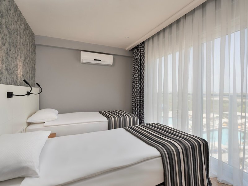 Sherwood Suites Resort 50