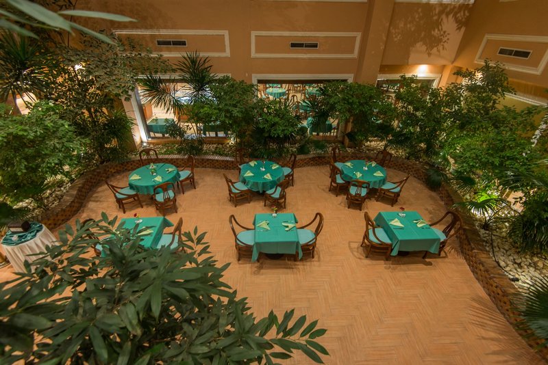 Imperial Shams Abu Soma 19