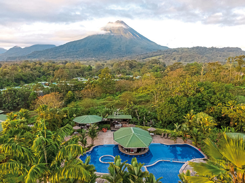 Arenal Manoa & Hot Springs Resort 1