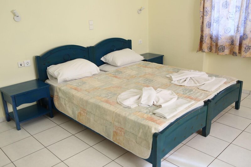 Blue Sky Hotel Apts 10