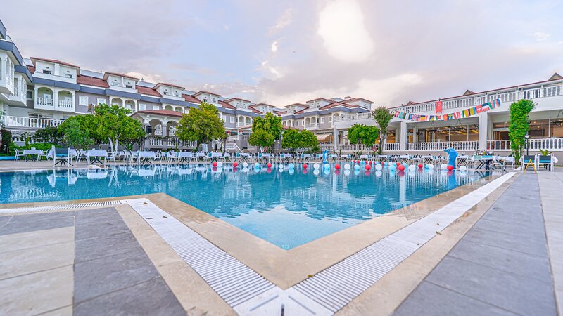 Viking Garden Hotel & Spa 5