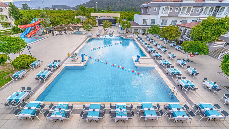 Viking Garden Hotel & Spa 9