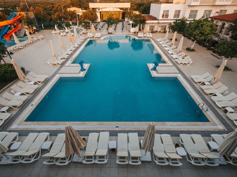 Garden Resort Bergamot 14