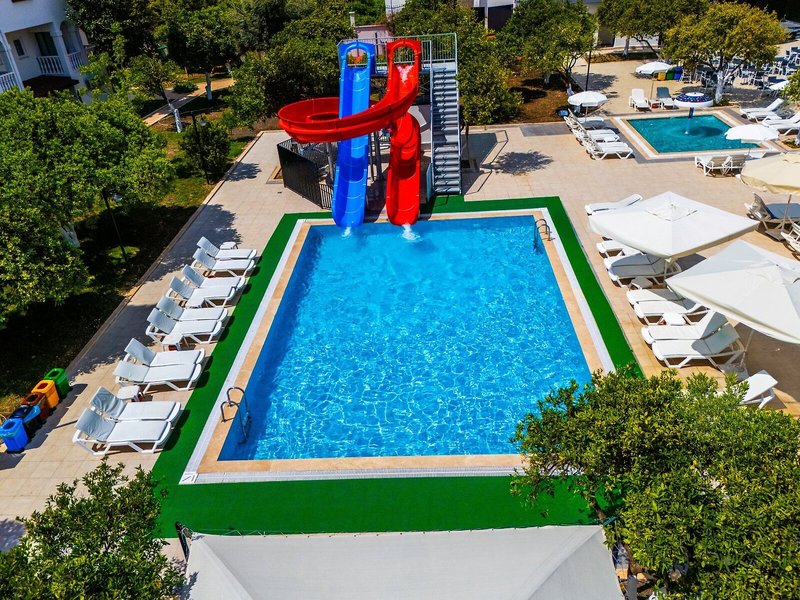 Garden Resort Bergamot 21