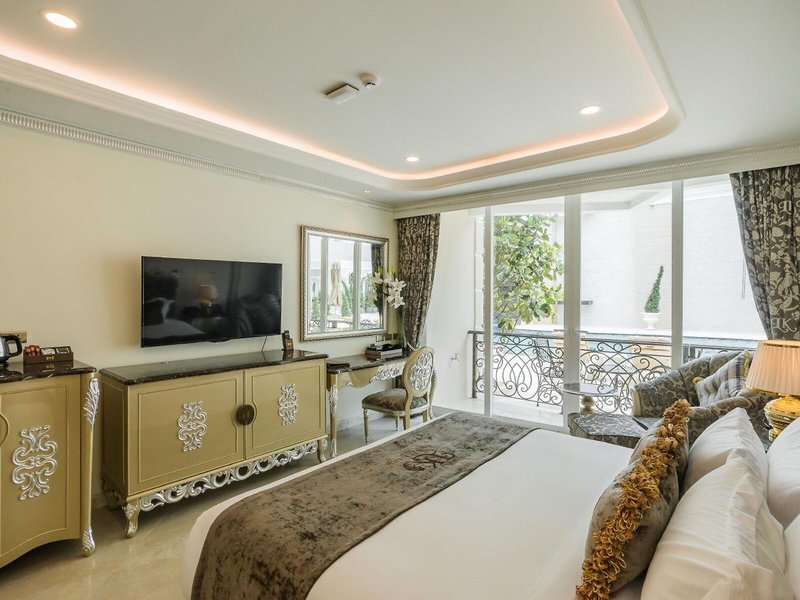 LK Emerald Beach 40