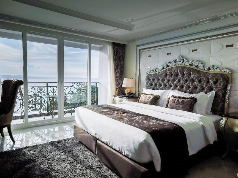 LK Emerald Beach 43
