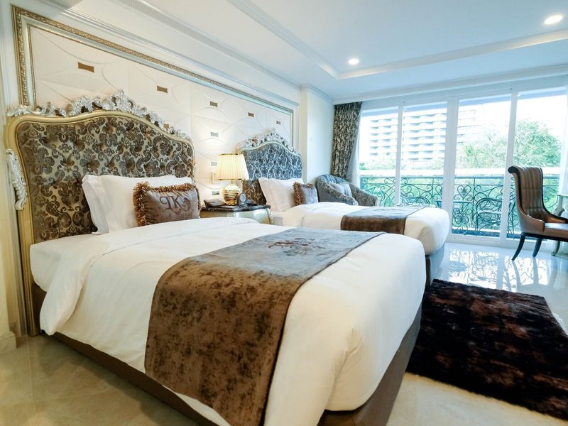 LK Emerald Beach 45
