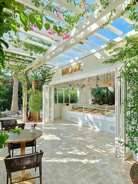 Biblos Beach Resort Alacati 17