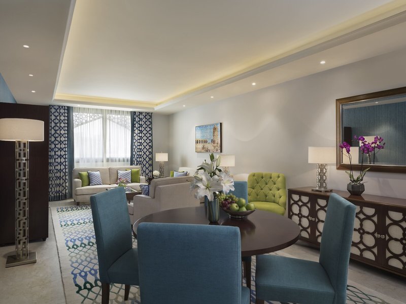 Al Najada Doha Hotel Apartments by Oaks 14