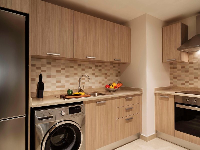 Al Najada Doha Hotel Apartments by Oaks 32