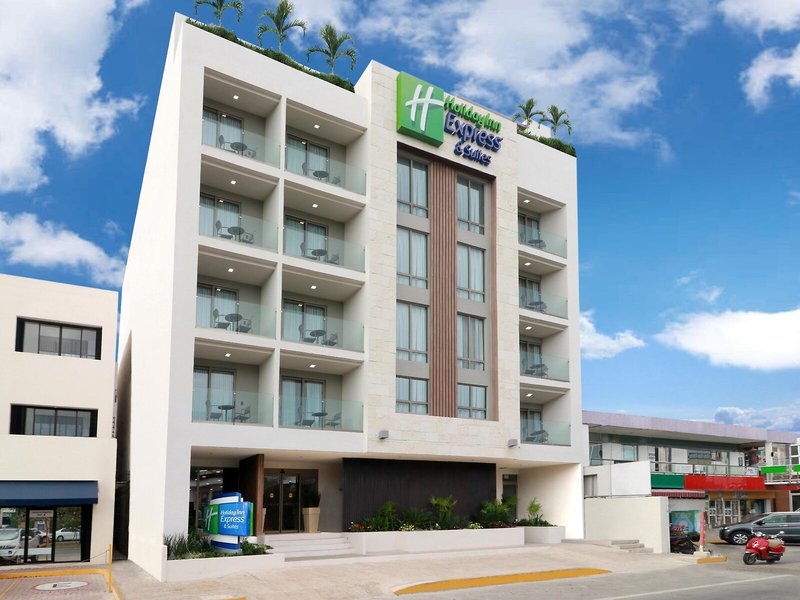 Holiday Inn Express & Suites Playa Del Carmen 1
