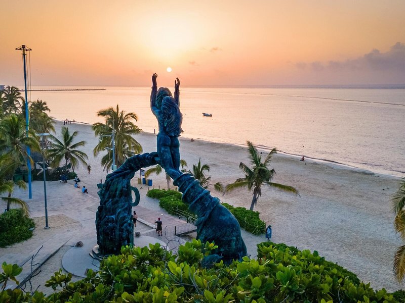 Holiday Inn Express & Suites Playa Del Carmen 4