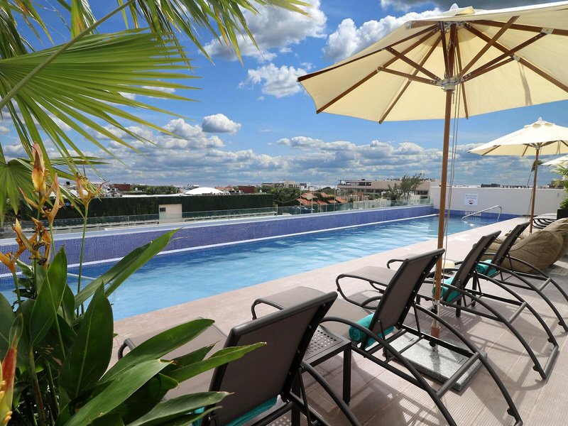 Holiday Inn Express & Suites Playa Del Carmen 7