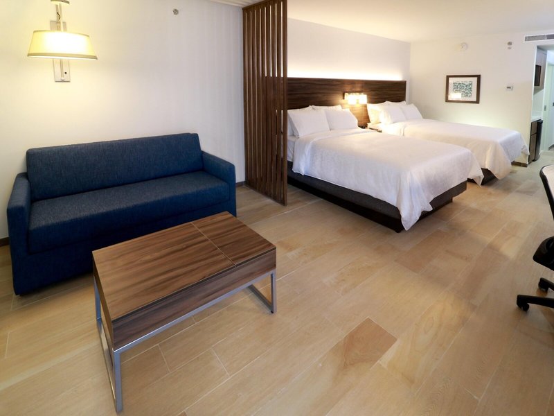 Holiday Inn Express & Suites Playa Del Carmen 48