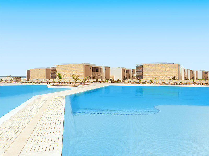 Royal Horizons Ponta Sino 1