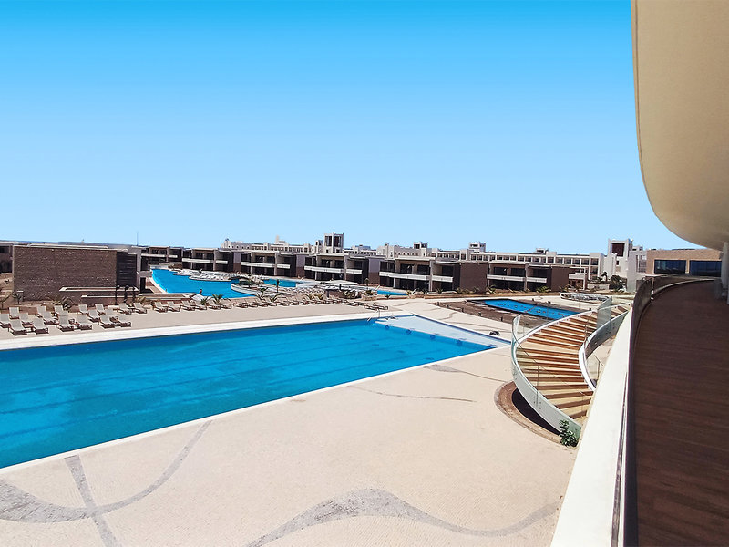 Royal Horizons Ponta Sino 8