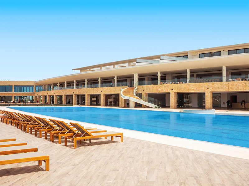 Royal Horizons Ponta Sino 16