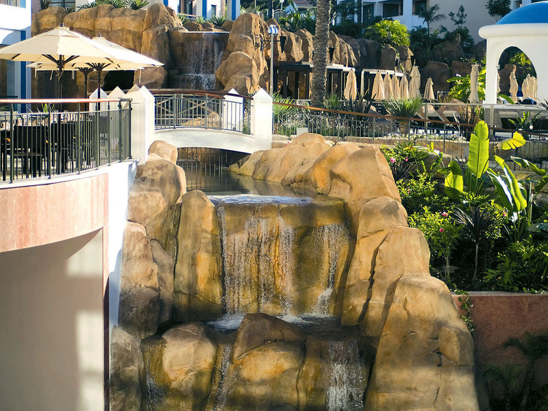 Hilton Vilamoura As Cascatas Golf Resort & Spa 2