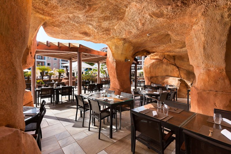 Hilton Vilamoura As Cascatas Golf Resort & Spa 8