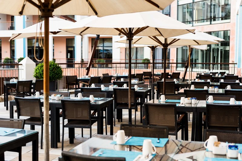 Hilton Vilamoura As Cascatas Golf Resort & Spa 10