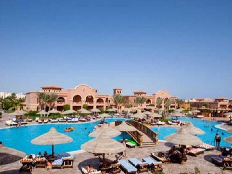Charmillion Gardens Aqua Park 14