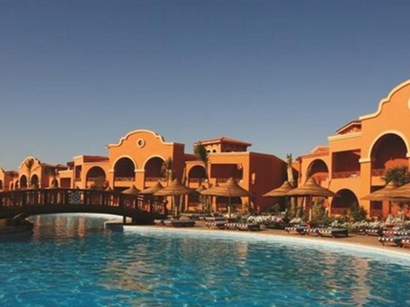 Charmillion Gardens Aqua Park 15