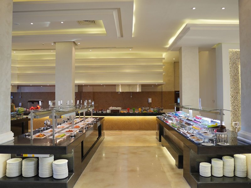 Charmillion Gardens Aqua Park 28