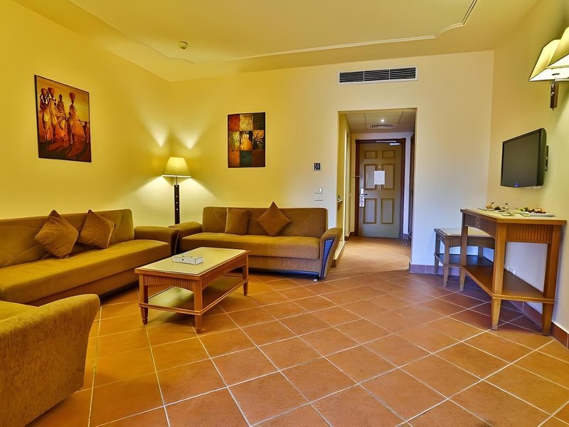 Charmillion Gardens Aqua Park 37