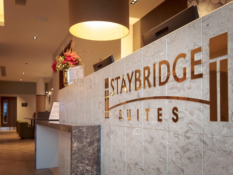 Staybridge Suites London - Heathrow Bath Road 11