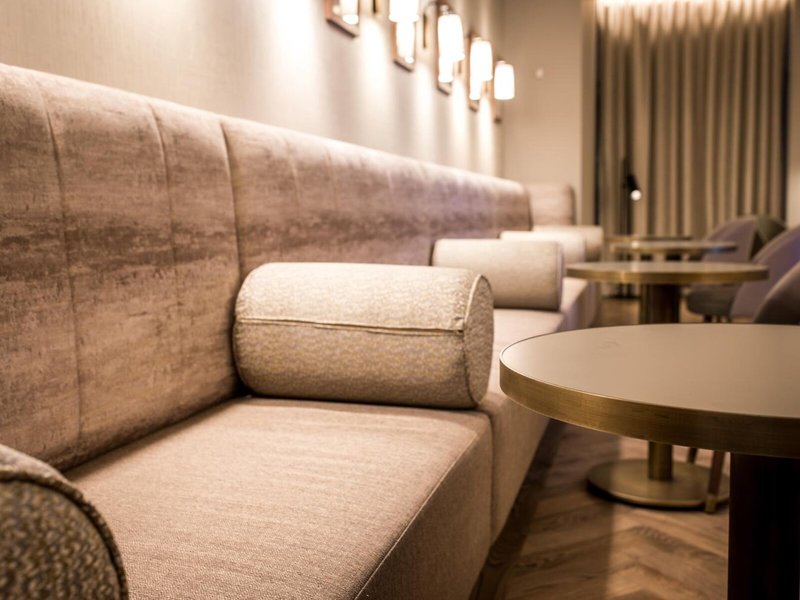 Staybridge Suites London - Heathrow Bath Road 12