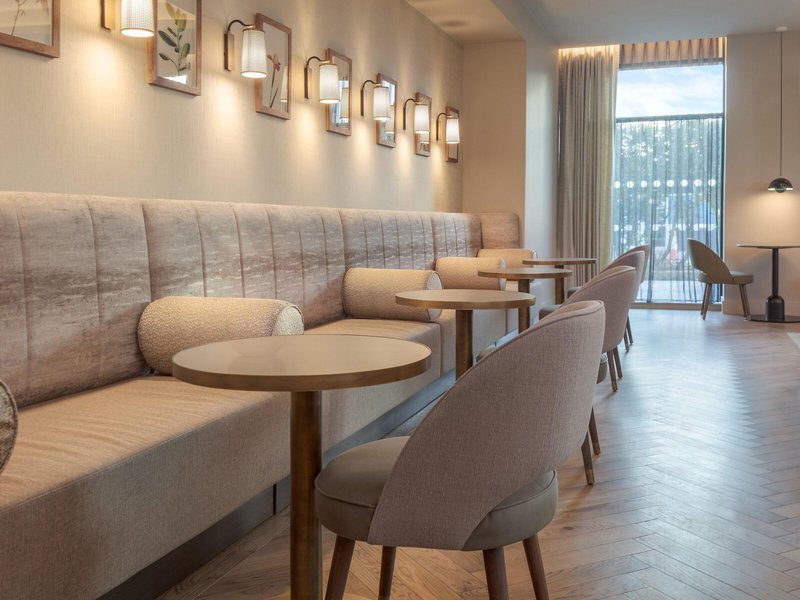 Staybridge Suites London - Heathrow Bath Road 19