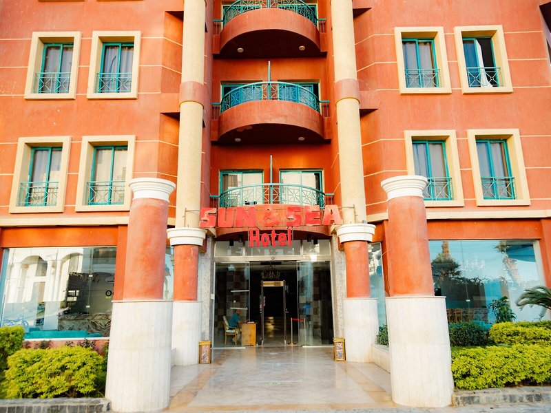 Sun & Sea Hotel 3