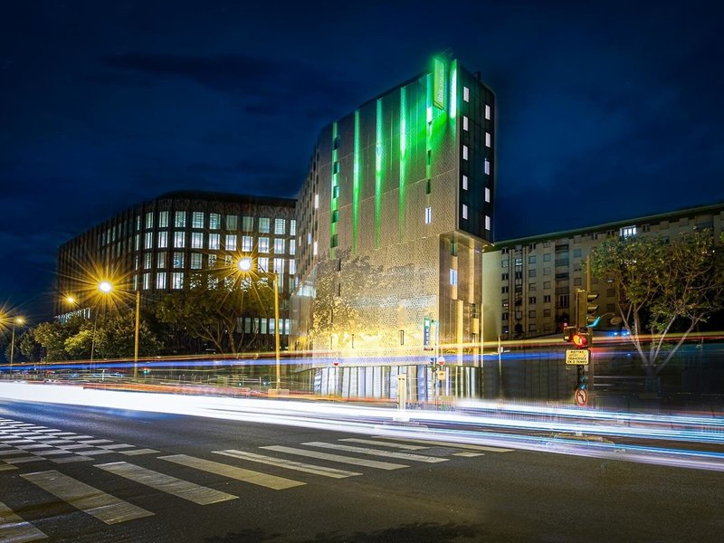 Ibis Styles Paris Meteor Avenue d'Italie 1