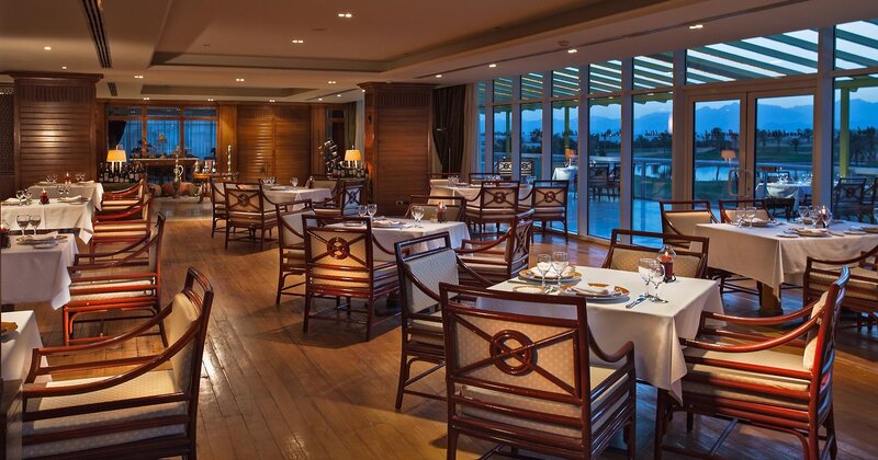 Golf Beach Resort 80