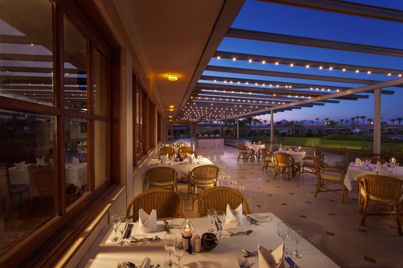 Golf Beach Resort 83