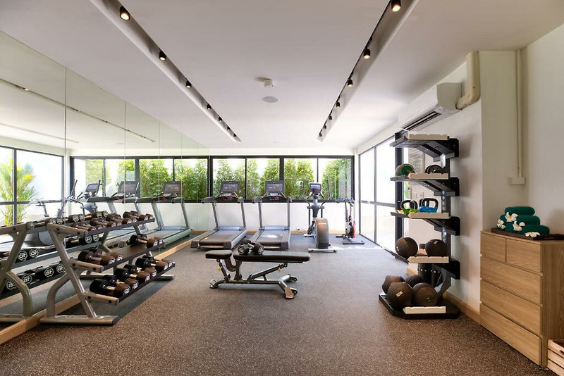 Outrigger Surin Beach Resort 11