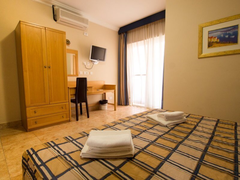Mavina Hotel & Apartements 18