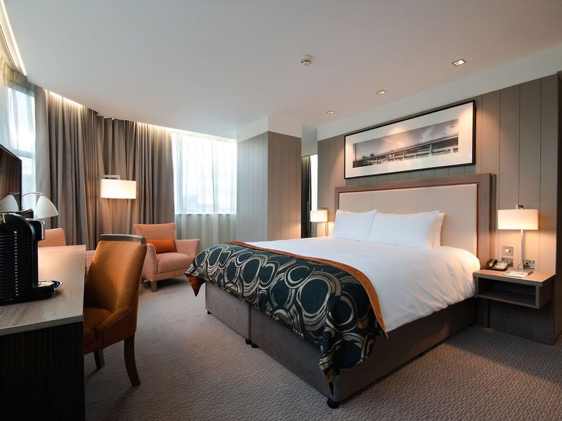 Clayton Hotel Chiswick 25