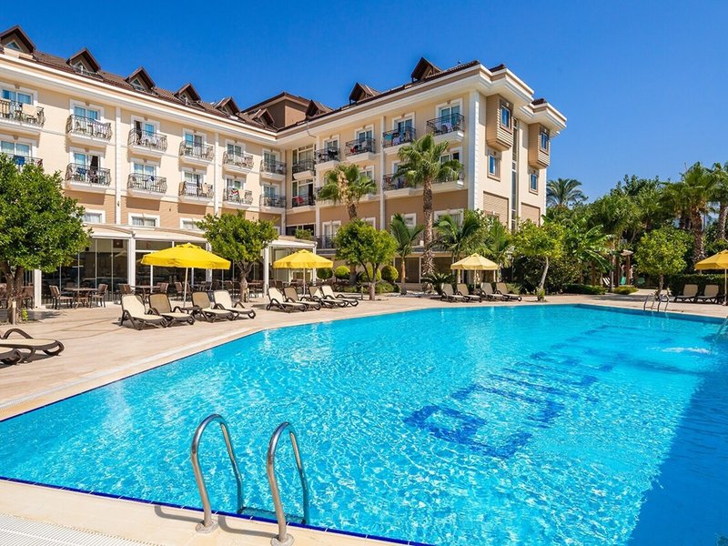 L'Oceanica Beach Resort Hotel 11