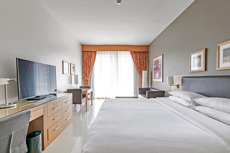 Four Points by Sheraton Bur Dubai 3