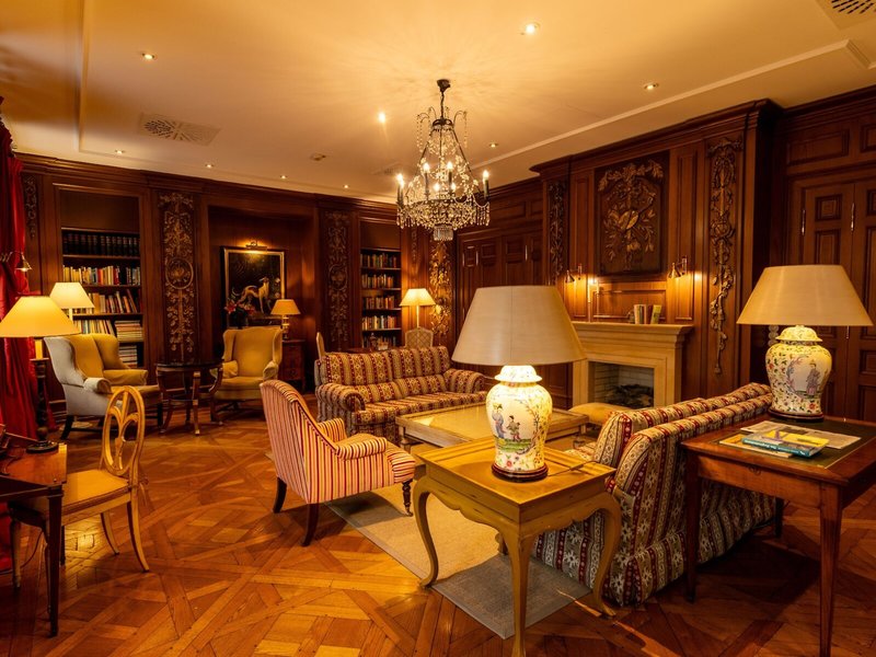 Louisa's Place 10