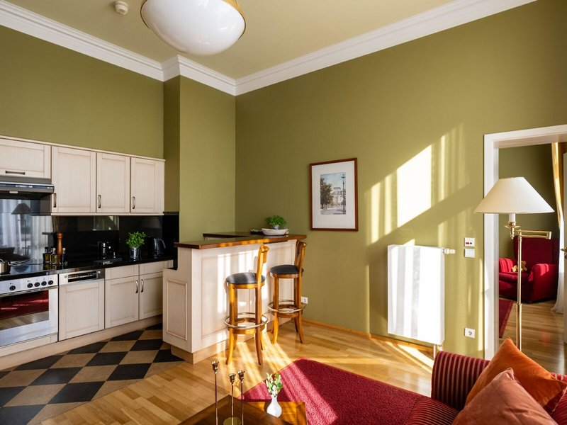 Louisa's Place 12