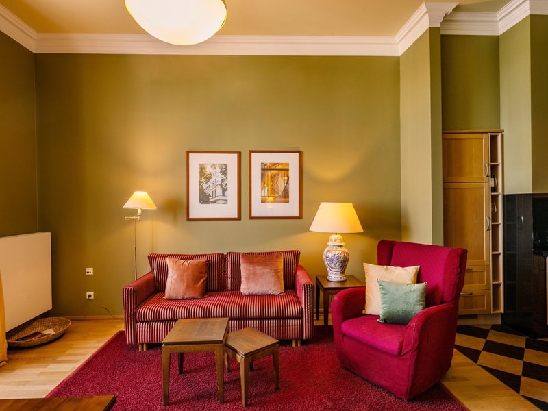 Louisa's Place 18