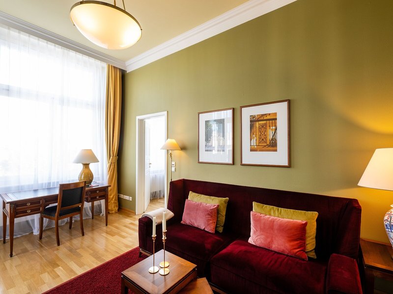 Louisa's Place 49