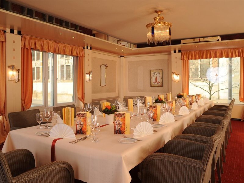 Best Western Hotel zur Post 11